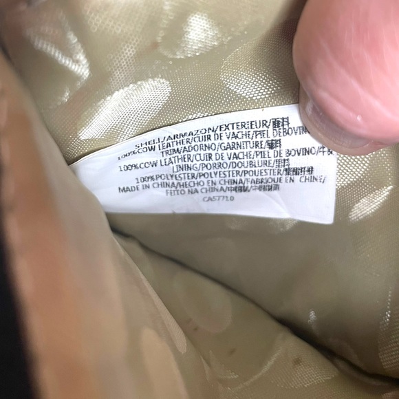 Kate Spade - Saffiano Leather Wristlet - Black w Gold Toned Hardware - Picture 7 of 8